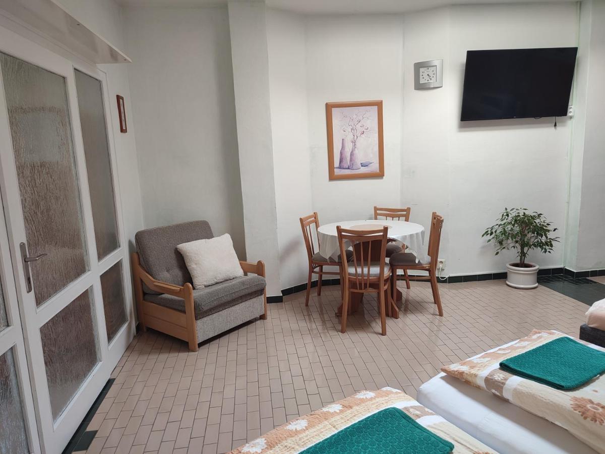Pension Dana Karaskova Apartment Kutná Hora Екстериор снимка