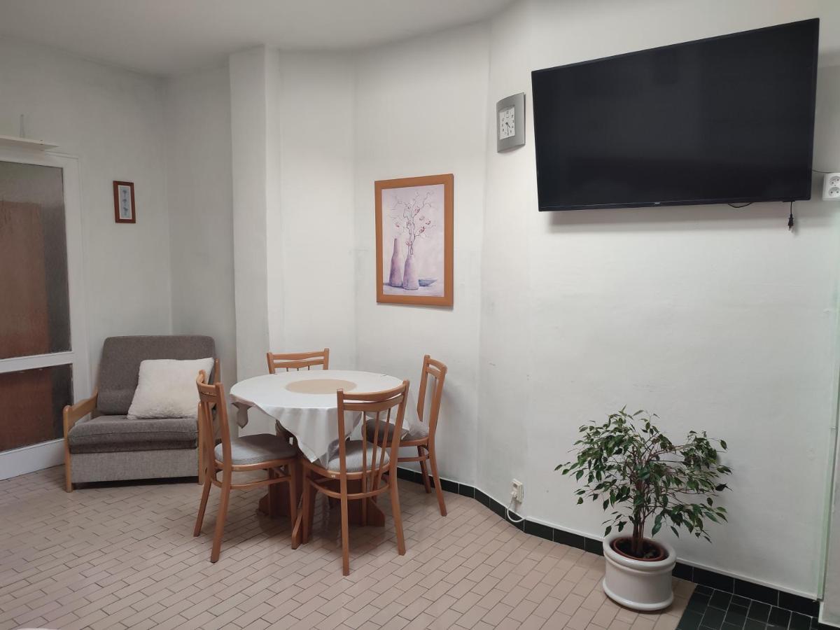 Pension Dana Karaskova Apartment Kutná Hora Екстериор снимка